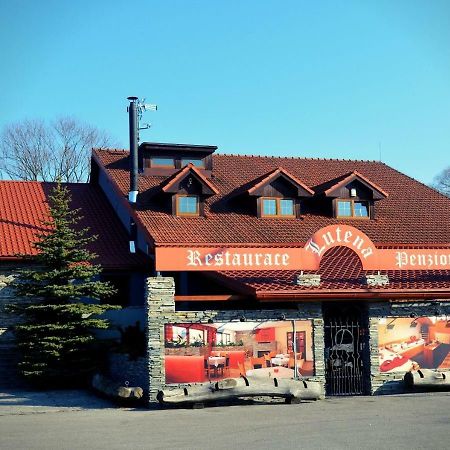 Restaurace A Penzion Lutena Dolni Lutyne Zewnętrze zdjęcie